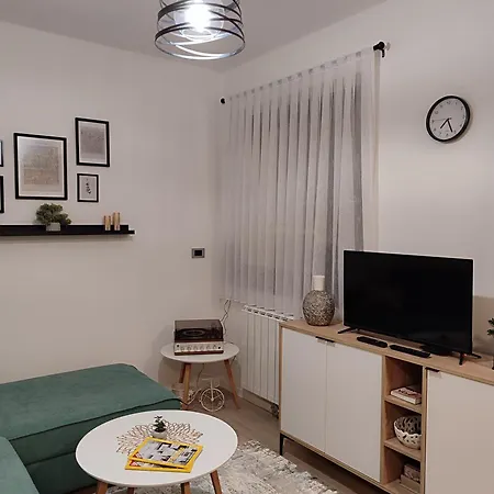 Panonika アパート